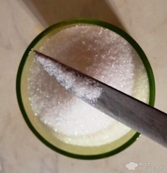 Рецепт: Клубника в собственном соку - С добавлением сахара.