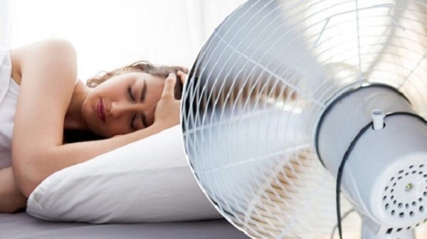 Основные причины, по которым нельзя включать вентилятор на ночь