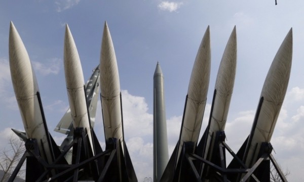 США близки к поставкам на Украину дальнобойных ракет с кассетными боеприпасами